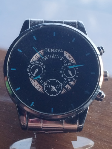 Reloj Geneva Negro Elegante 