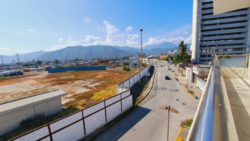 Venta Edificio Comercial A Estrenar - Puerto Cabello