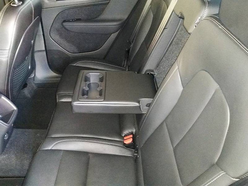 Imagem 7 de 8 de Volvo Xc40 2.0 T4 Gasolina Geartronic