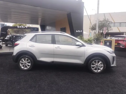 Kia Stonic Sin Pico Y Placa Desire Mecanico