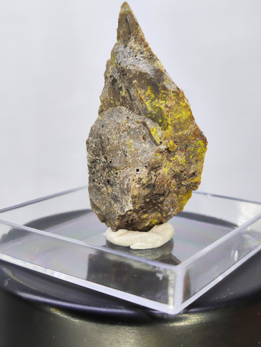 Mineral Raro Mineral Uranio Radioactivo Schoepita #2 (Usado)