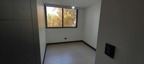 Se Vende Depto De 2d, 2b Y 1 Estac. En Macul (99922)