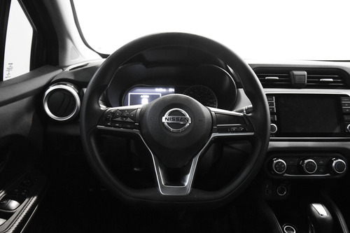 Imagen 11 de 15 de Nissan Versa 2020 1.6 Advance At