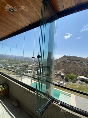 Casa En Venta En La Cuesta La Calera
