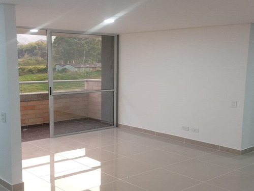 Apartamento En Venta Ubicado En La Estrella Sector La Ferreria (24129).