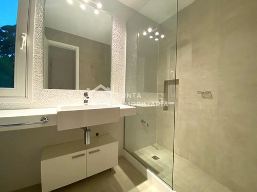 Imagen 6 de 30 de Venta Y Alquiler Temporal Casa 3 Dormitorios En Design Village, Solanas - Punta Del Este Ruta Interbalnearia