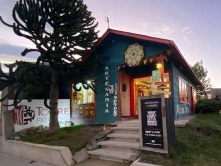 Se Vende Apart Hotel Con Tienda De Artesanías En Natales
