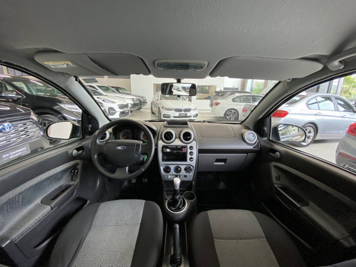 Imagem 8 de 15 de Ford Fiesta 1.6 Rocam Sedan 8v Flex 4p Manual