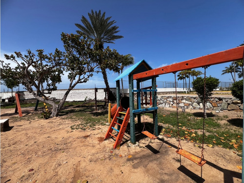 Apartamento Con Salida Al Mar, Don Bartolo, Bella Vista