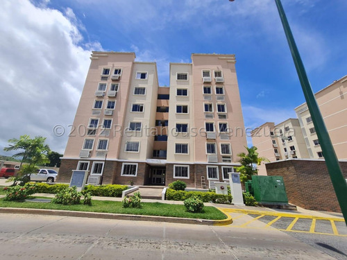 Apartamento En Venta En Zona Privada Al Este De Barquisimeto