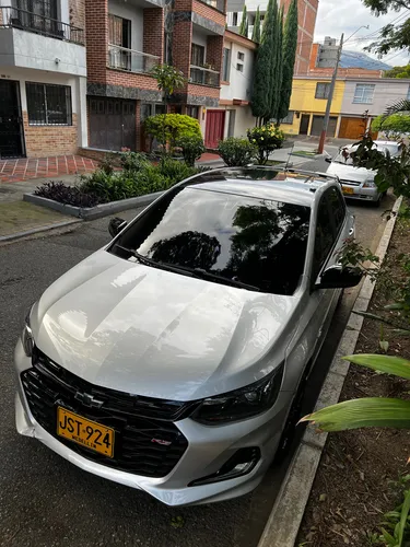 Chevrolet Onix 1.0T Rs Mt
