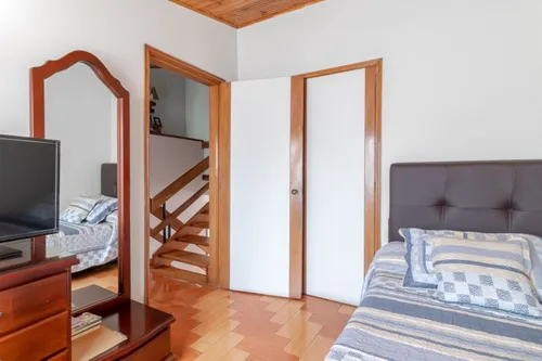 Casa En Venta En Batán. Cod V8277