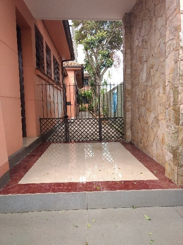Casa Em Higienópolis Com 4 Dormitórios - Su88