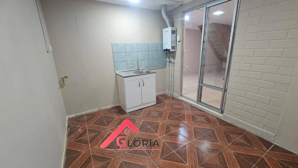 Imagen 3 de 18 de Vendemos Casa Dos Pisos 2d1b2e En Placilla, Valparaiso