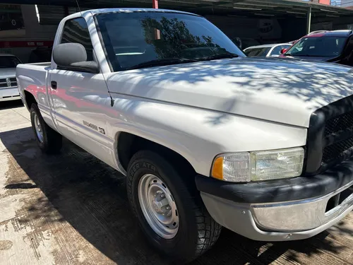 Dodge Ram 1500 Pickup Custom Mt
