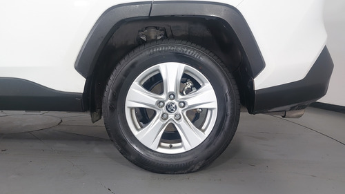 Toyota RAV4 2.5 LE AUTO