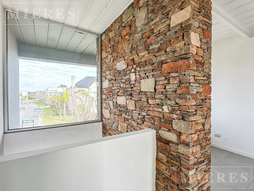 Casa En Venta En Lote Interno En Los Alisos, Nordelta