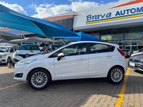 Ford Fiesta 1.6 Titanium Hatch 16v Flex 4p Powershift