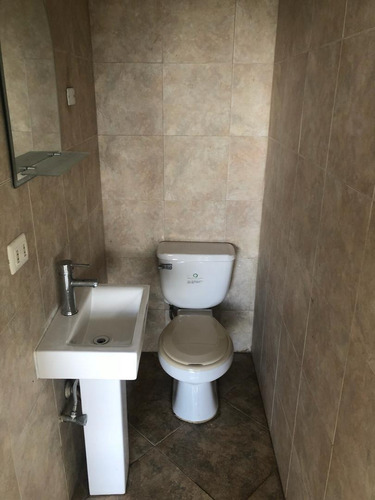 Imagen 9 de 14 de El Hatillo, Excelente Casa