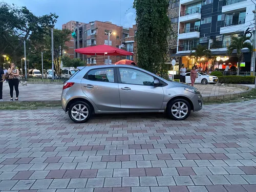Mazda 2 15ha1c Automático Único Dueño Mantenimientos Mazda