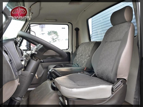 Imagem 11 de 15 de Vw Delivery 10.160 Drc 4x2 Com Baú 2018