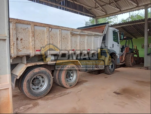 Volkswagen 26-260 6x4, Trabalhando.