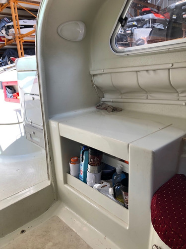 Vision 660 Cabin Lancha Cuddy