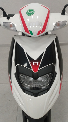 Imagen 18 de 20 de Aprilia Sr 160 White Abs Inyección 50% 12 Cuotas S/ Interés