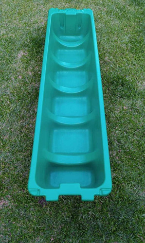 Imagen 1 de 6 de Bebedero/comedero Plastico
