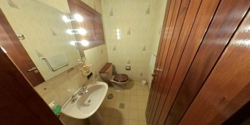 Imagen 10 de 30 de Chalet De 5 Ambientes En Venta Emplazado Sobre Dos Lotes
