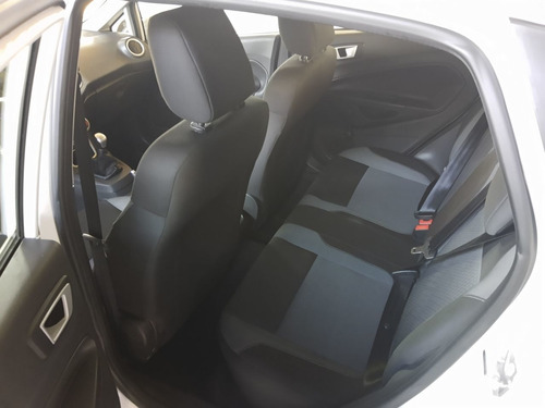 Imagem 6 de 10 de Ford Fiesta Hatch 1.6 16v 4p Se Flex