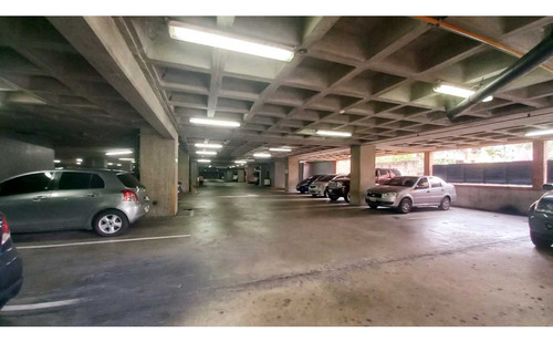 Se Alquila Local Comercial 70m2 C.c. Santa Fe 4116