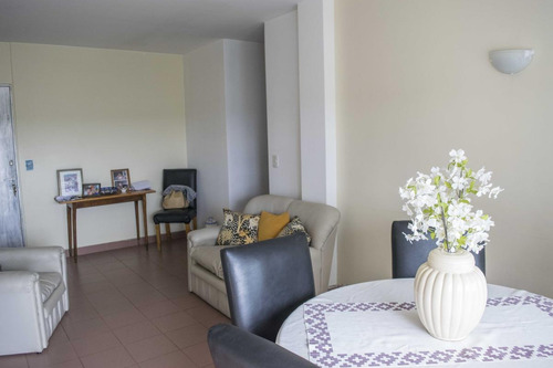 Imagen 4 de 11 de Departamento En Venta 2 Ambientes Martinez