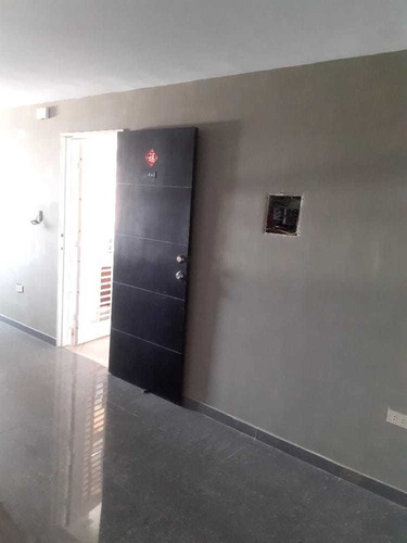 Imagen 13 de 17 de Apartamento En Alquiler