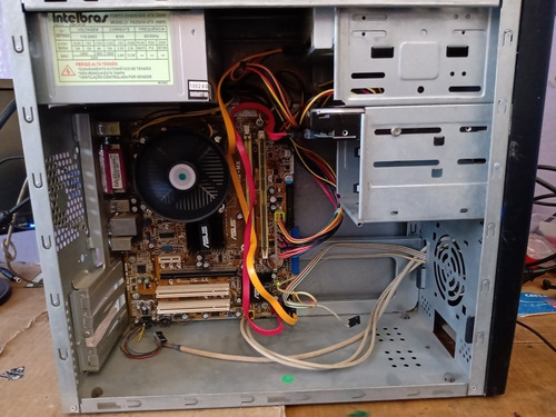 Cpu Core 2 Quad, Placa Não Segura Horário,2 Gb,hd 80gb