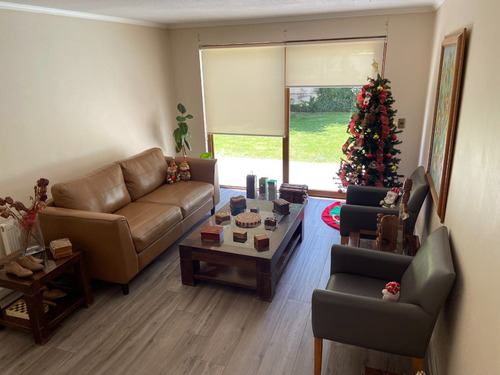 Hermosa Y Amplia Casa En Alto Macul: Lista Para Habitar