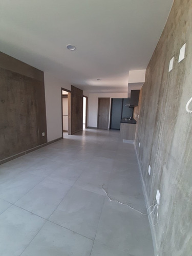 Excelente Departamento En Venta Planta Baja Sobre Av Tolsa E