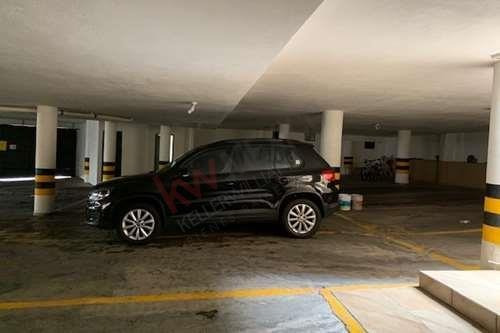 Imagen 10 de 11 de Condominio De 4 Casas En Bosques De Las Lomas, Ideal Como Terreno Para Desarrollar