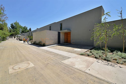 Sin Comision / Condominio / Onofre Jarpa / La Reina Alta
