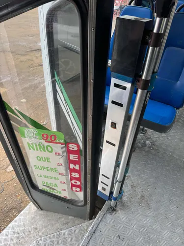 Buseta Flotax Nkr 2005