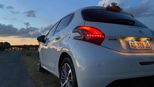 Imagen 5 de 5 de Peugeot 208 1.6 Feline 2018