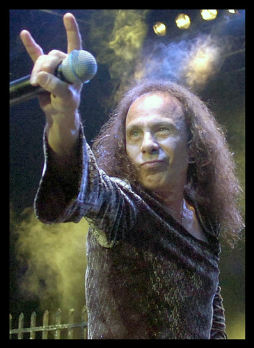 Cuadro De Ronnie James Dio De 50x70 Con Bastidor De Madera.