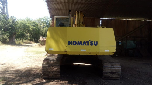 Excavadora Komatsu Pc 220