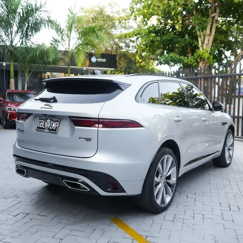 Jaguar F-PACE 3.0 R-sport