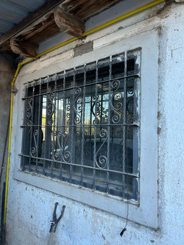 Vende Casa A Terminar Con Oficinas