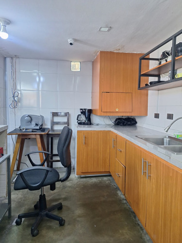 En Venta Fondo De Comercio A Puerta Cerrada, Barrio Obrero Nr