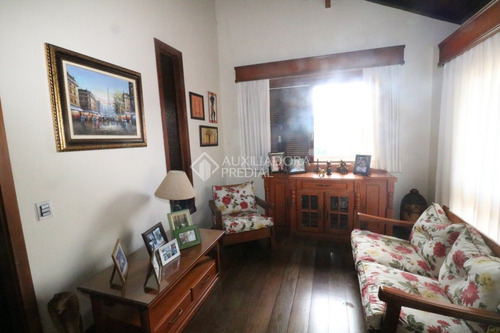 Imagem 10 de 15 de Casa - Teresopolis - Ref: 65653 - V-65653