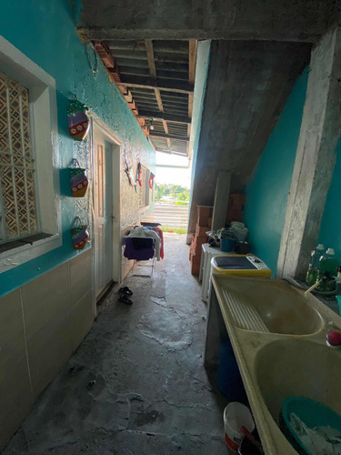 Vila Com 6 Apartamentos E 1 Espaço Bronze No Andar De Cima