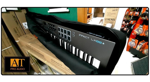 Imagem 2 de 10 de Capa Acolchoada Teclado Controlador Nektar Lx88+ At Proaudio