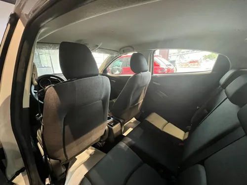 Mazda 2 Sedan Touring